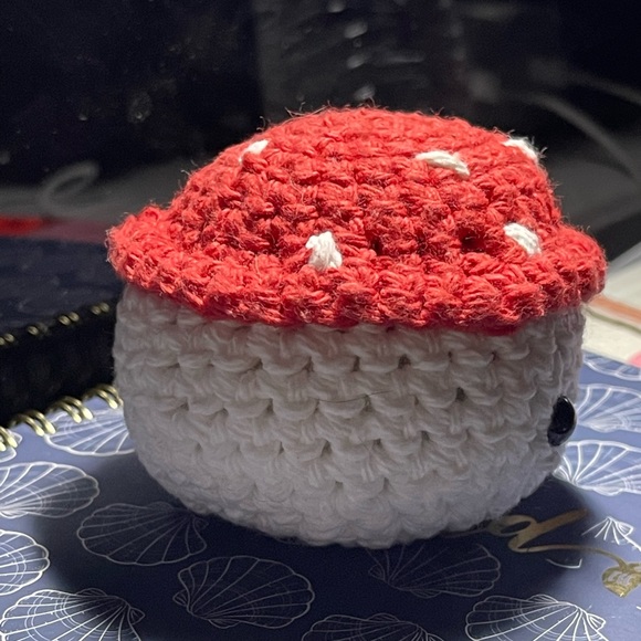 Kawaii Mushroom Desk Buddy plushie - Picture 4 of 5